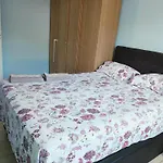 Quarto Privativo Em Apartamento Compartilhado